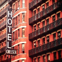 Chelsea Hotel: una casa per Patti Smith un nido d’amore per Leonard Cohen