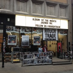 SCOPRIRE NUOVI ASCOLTI DA ROUGH TRADE RECORDS