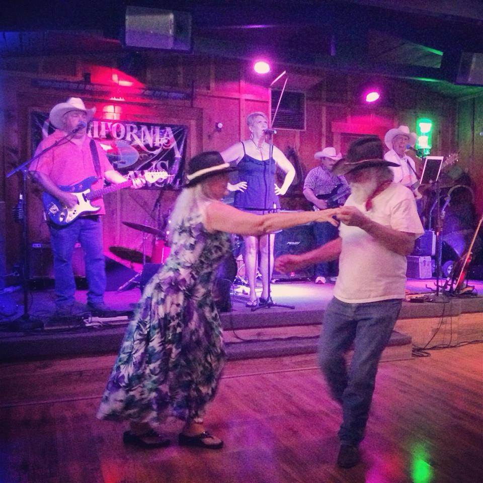 Balli country a Jamestown ph gloria