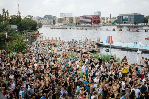 FOTO www.warsteiner.com