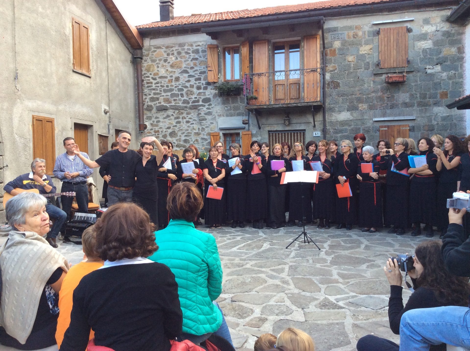 Lindo e Mara Redeghieri (Ustmamò)