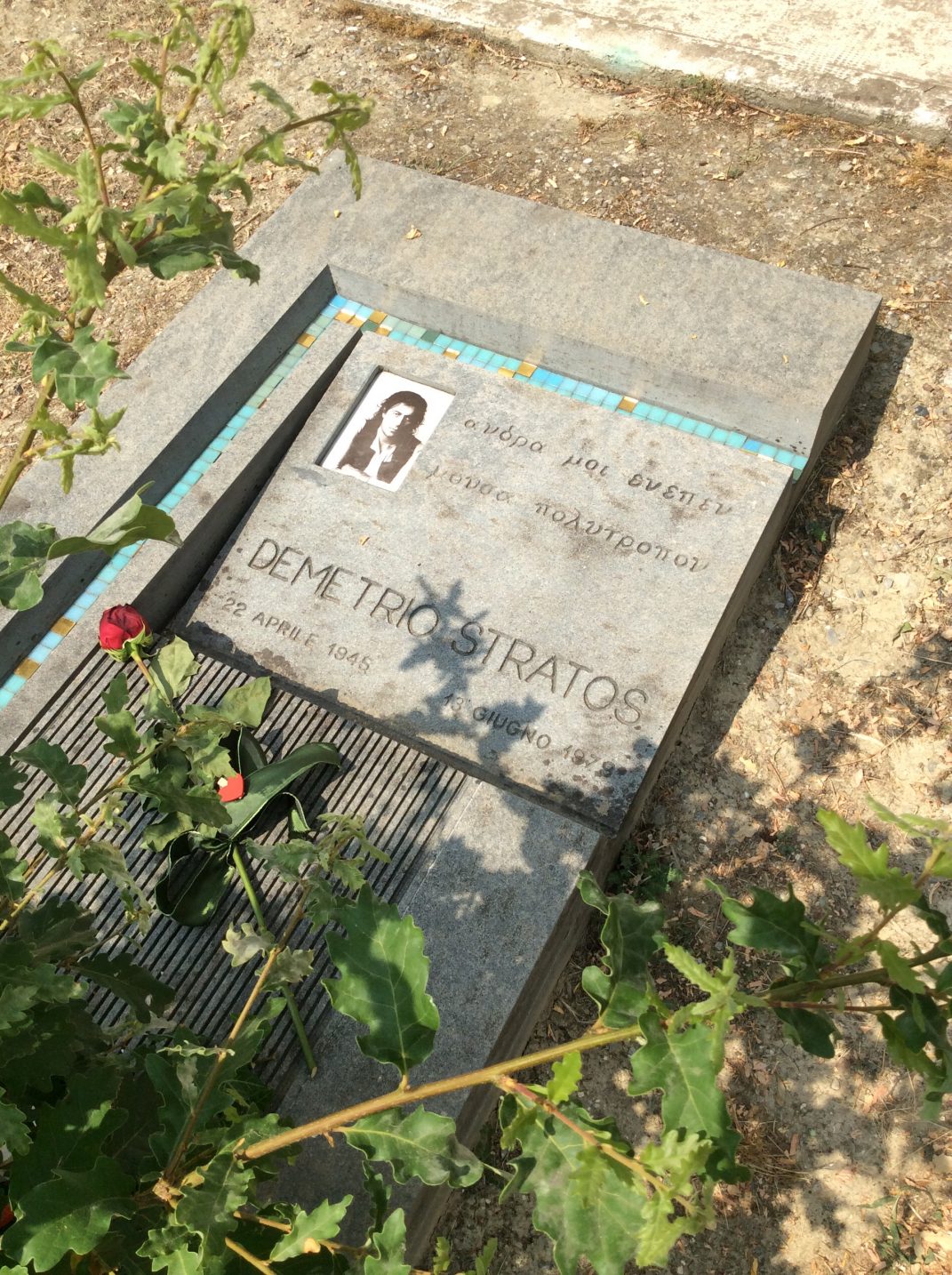 tomba Demetrio Stratos