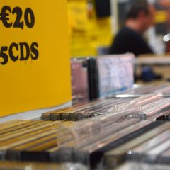 RADIATION RECORDS (ROMA): ATTORI E MUSICISTI FANNO SHOPPING QUI