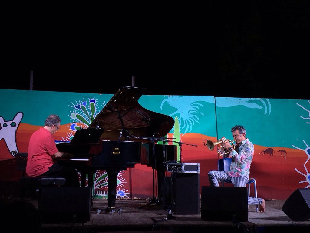 Paolo Fresu con il pianista Uri Caine, foto di Gloria Annovi