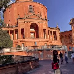 LA BASILICA DI SAN LUCA CITATA IN DARK BOLOGNA DI LUCIO DALLA