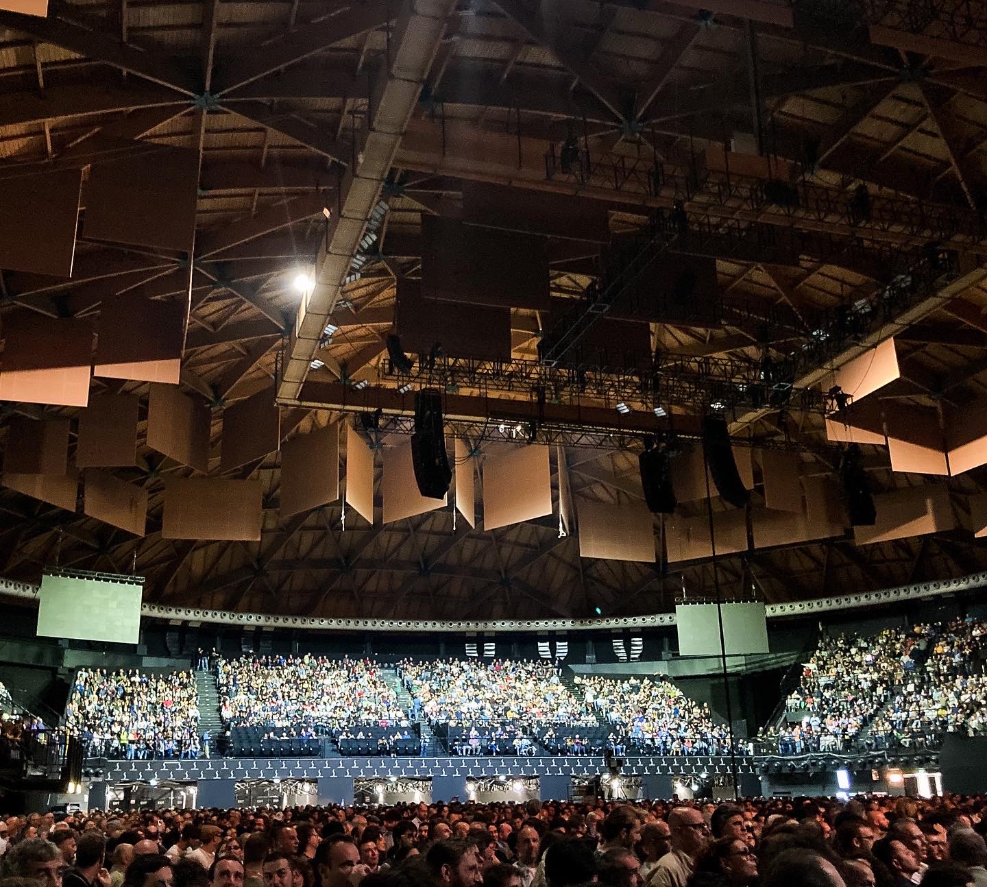 Interno dell'Unipol Arena Bologna