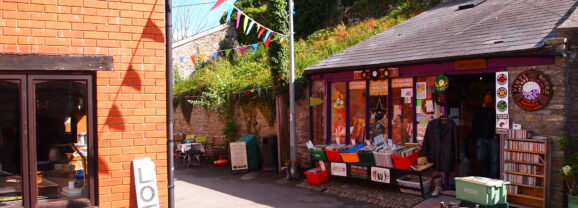 Hay-on-Wye, il villaggio delle librerie amato dalle rockstar
